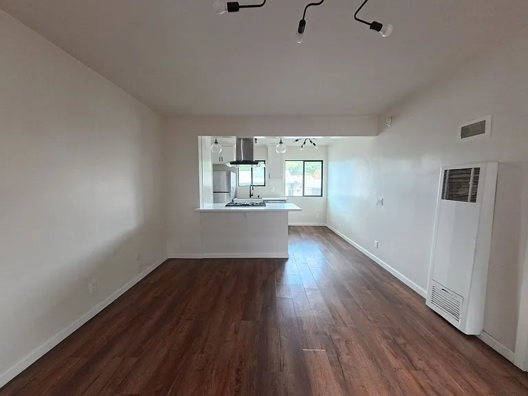 6607 N. Figueroa St. — Photo 12