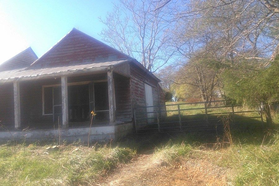 2nd image of 781 Alcoma Rd