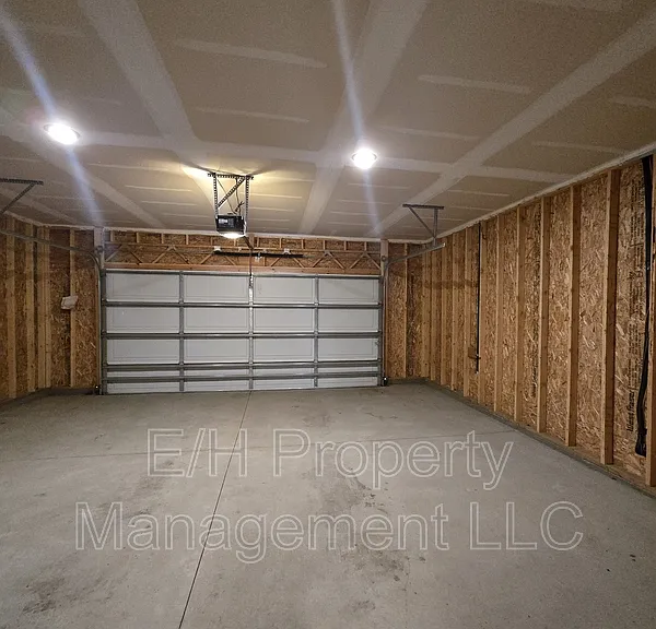 12195 N Fennec — Photo 32