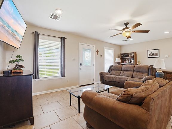 5th image of 2631 Southern Ridge Rd