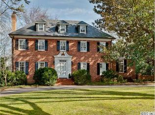 611 Hempstead Pl, Charlotte, NC 28207