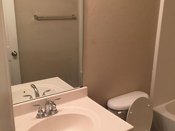 5th image of 125 NE 23rd St #A