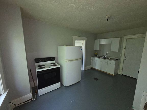 5th image of 3658 E 54th St