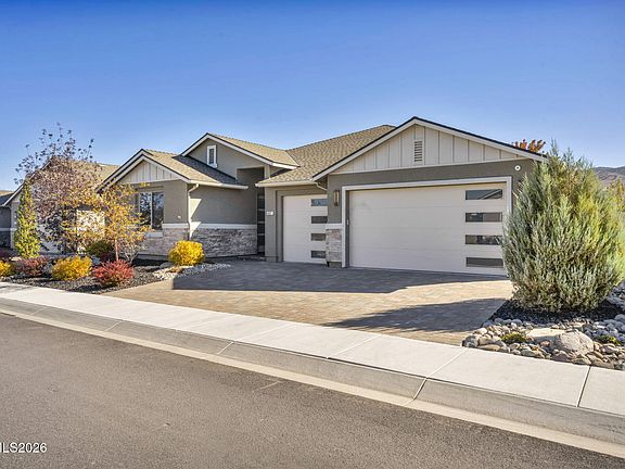 3rd image of 607 Riverbed Cir