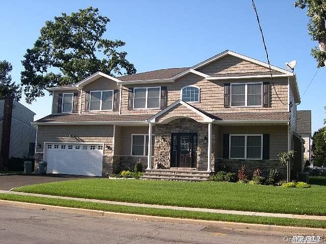 1st image of 134 N Manhattan Avenue