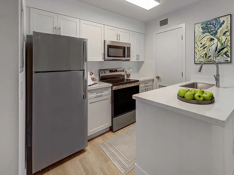 Avana Coral Springs — Photo 35
