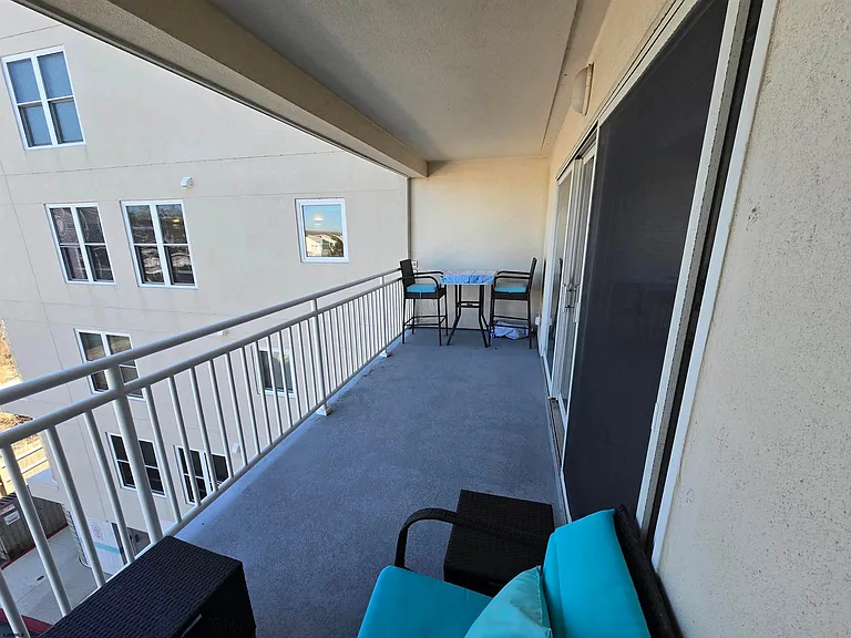 600 W Brigantine Ave #310 — Photo 8