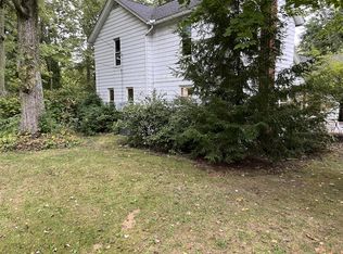 2863 Pickle Rd, Akron, OH 44312