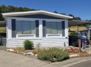 715 Shadow Ranch Ln, Roseburg, OR 97470