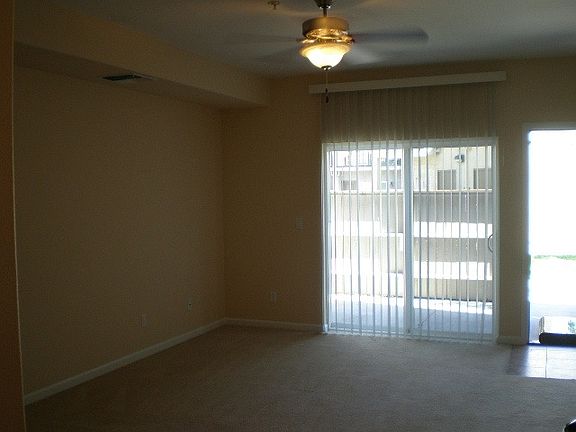 3rd image of 470 Jessie Ave APT 31