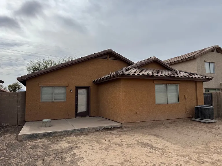 9820 W Heber Rd — Photo 15