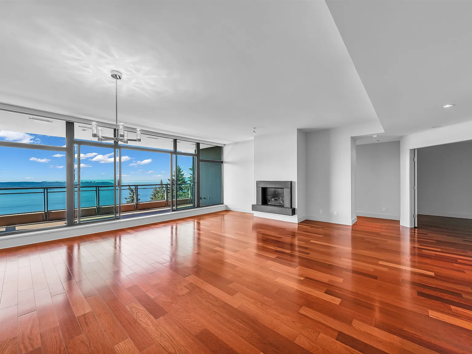 2 bed, 1603 sqft, $5,500 — Photo 1