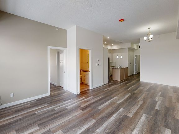 4th image of 439 Makenny St #201