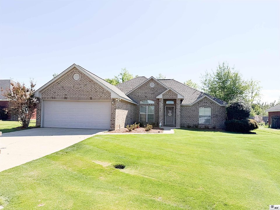 1st image of 136 Curry Creek Dr