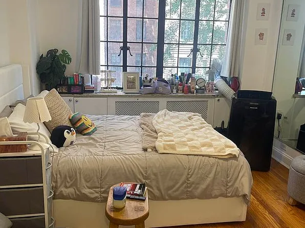 304 E 41st St APT 402A, Manhattan, NY 10017
