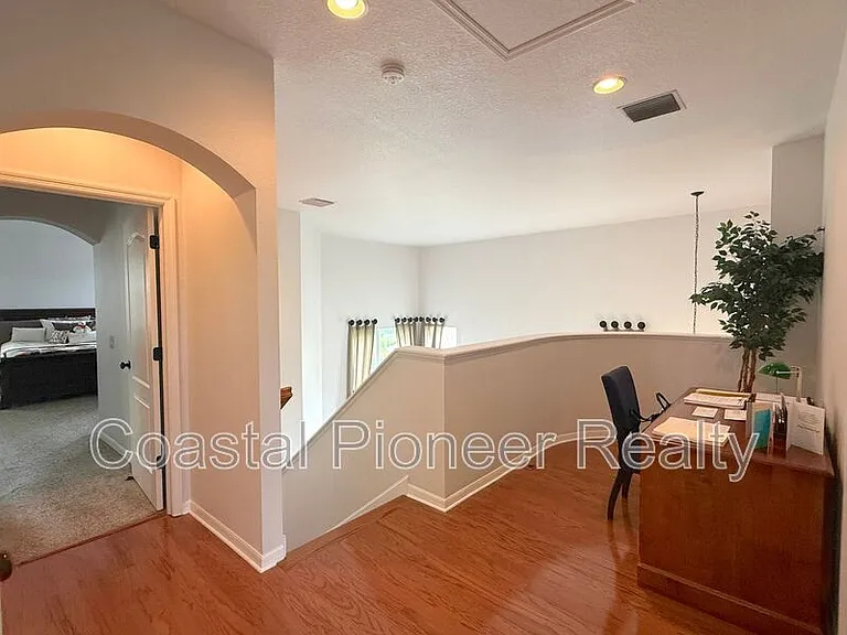 9524 Greenpointe Dr — Photo 33