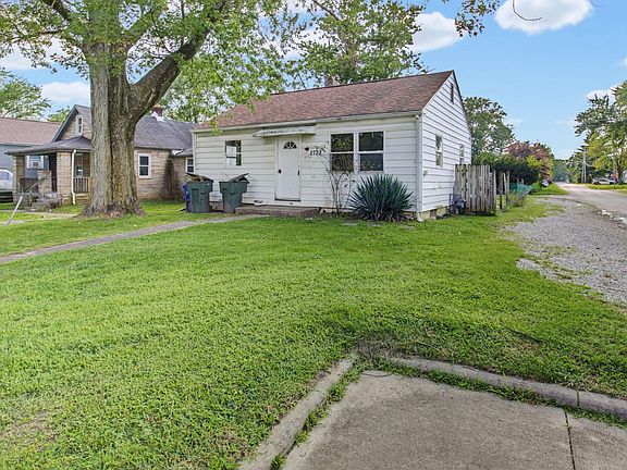 4th image of 2723 McGuffey Rd