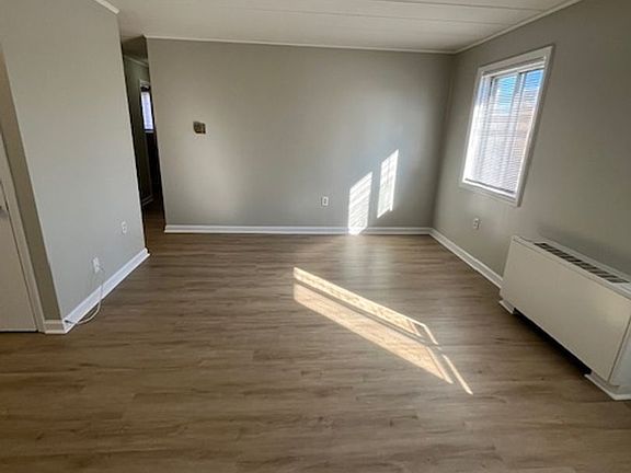 3rd image of 1606 Alexandria Dr