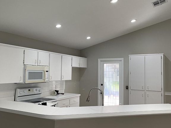 4th image of 14746 Lone Eagle Dr