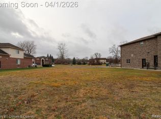 332 Francesco Ct, Dearborn, MI
