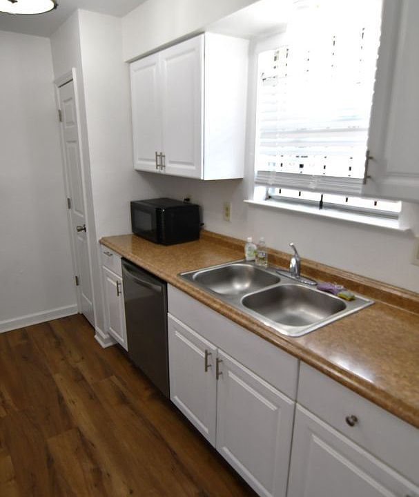 1st image of 1795A Boulevard De Province