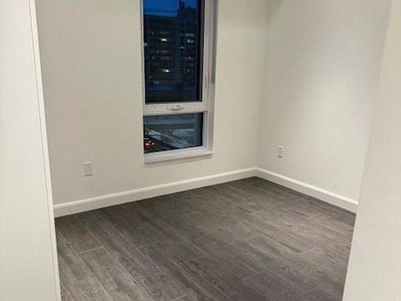 5th image of 741 King St W #604