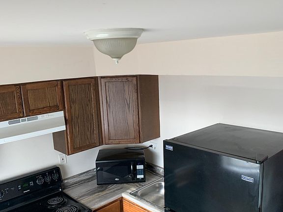 4th image of 8506 N Broadway St #C