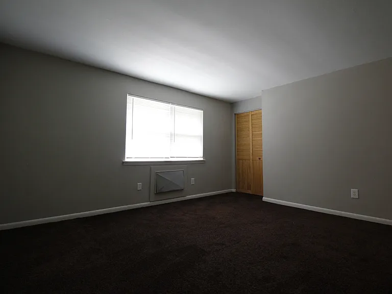 Oak Ridge Apartments — Photo 6