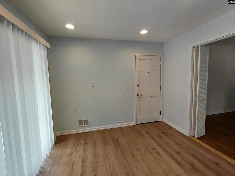 224 Hickory Ridge Dr — Photo 18
