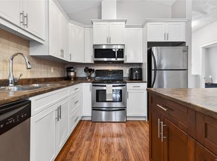 930 Braidwood Rd #221, Courtenay, BC V9N3R9