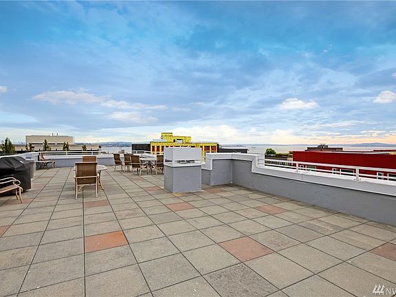 4th image of 520 2nd Ave W APT 205