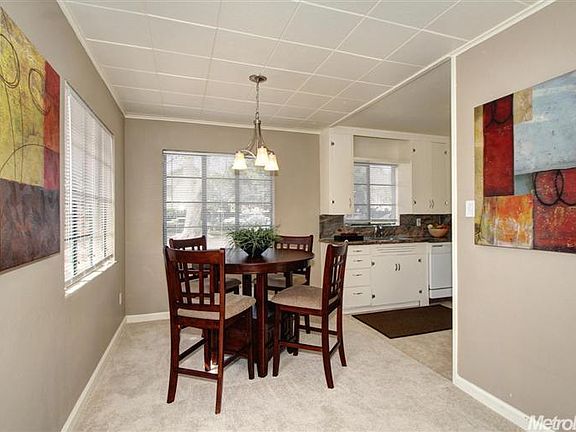 4th image of 615 20th St