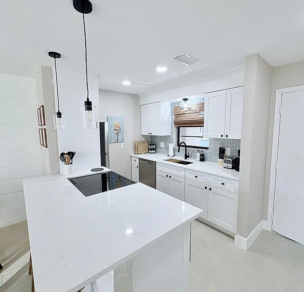 2050 Oleander Blvd #2-205 — Photo 1