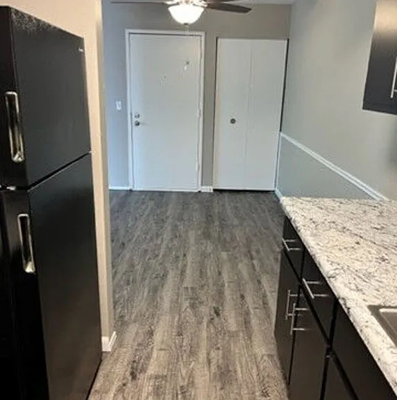 Beacon Point Apartments — Photo 19