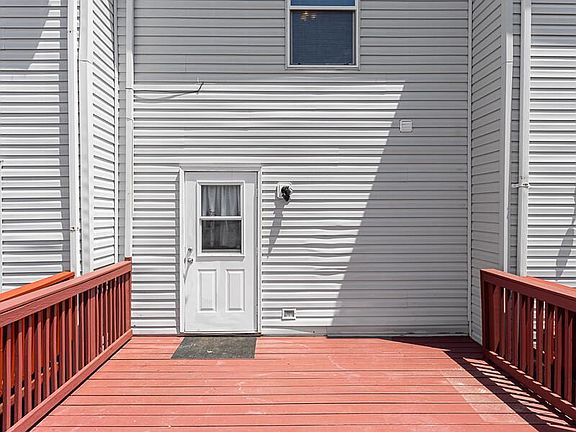 5th image of 2534 Peter Jefferson Ln