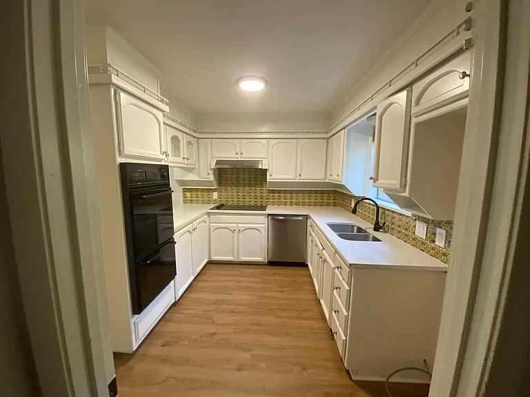 7351 Tamarack Rd — Photo 12