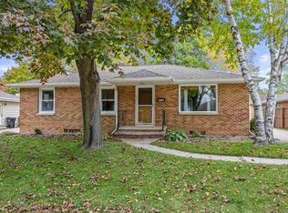 2012 N Mason St, Appleton, WI 54914