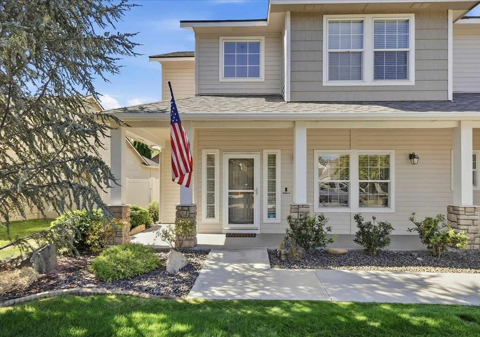Newly Renovated 4 Bed 2.5 Bath Home in the Heart of Meridian — Photo 3