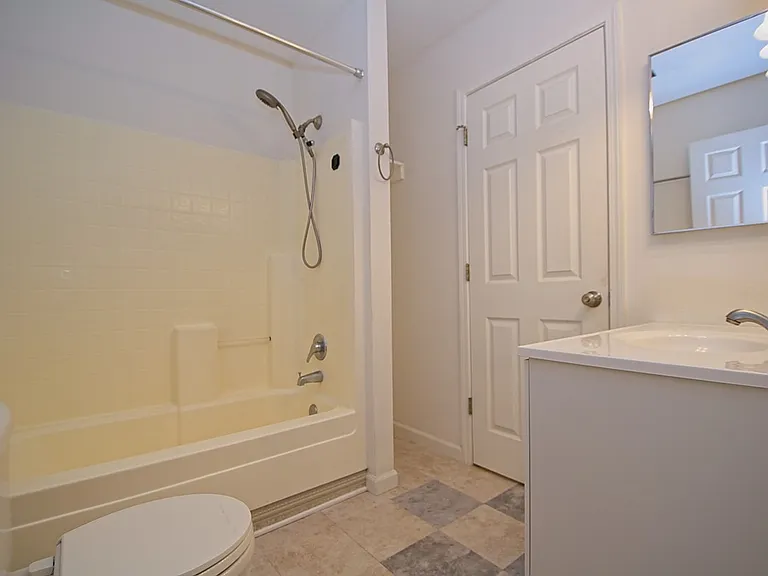 13590 Mount Olympus St — Photo 18