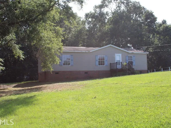 65 Woodland Cir, Royston, GA 30662