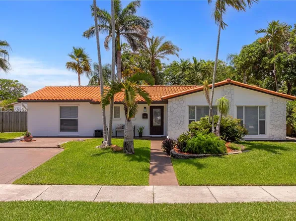 9030 SW 184th Ter, Cutler Bay, FL 33157