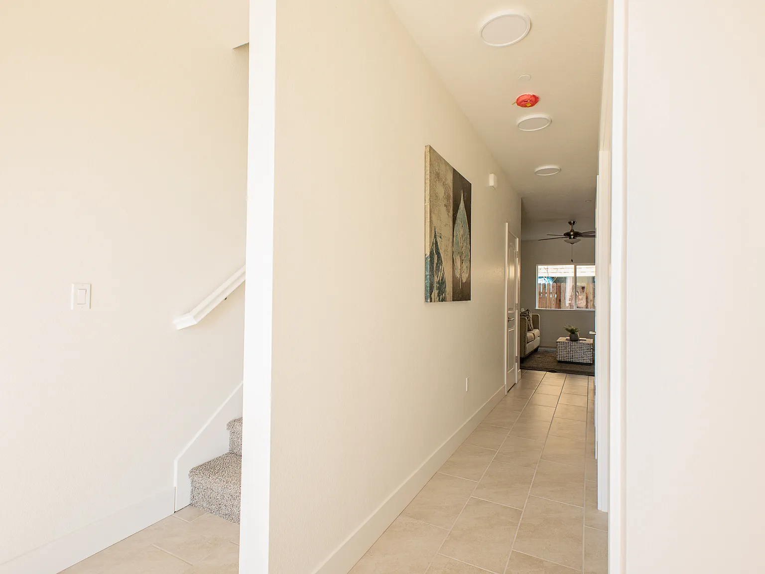 3 bed, 2.5 bath, 1515 sqft, $2,380 — Photo 2