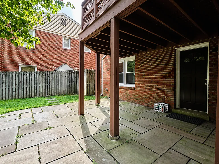 1318 Perry St NE — Photo 47