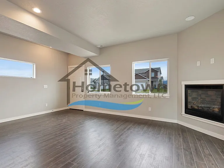 12116 W Wellington Ave — Photo 3