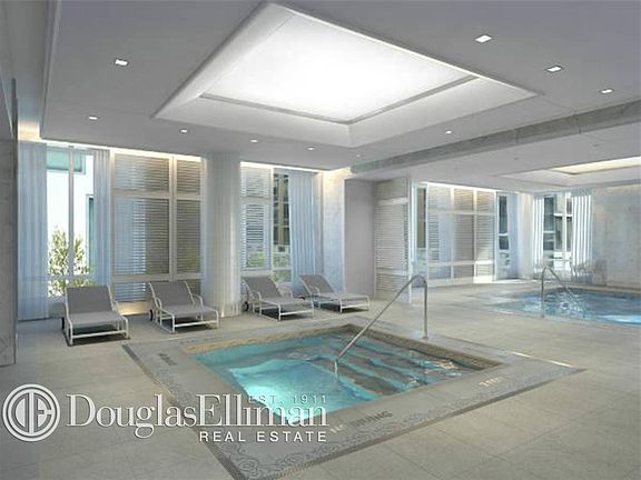 5th image of 160 W 62nd St APT 15A