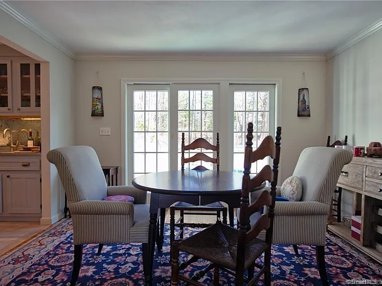 3 Lilac Ln — Photo 8