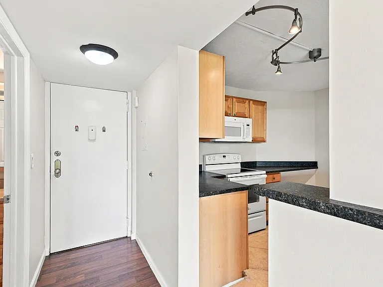 1301 River Reach Dr #514 — Photo 13