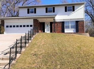 3969 Sharonview Dr, Cincinnati, OH 45241