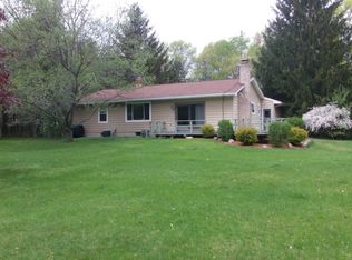 5735 Stimson Rd, Eaton Rapids, MI 48827