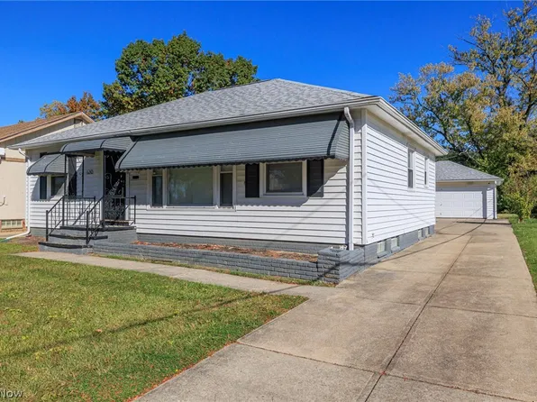4245 Feiner Dr, Cleveland, OH 44122